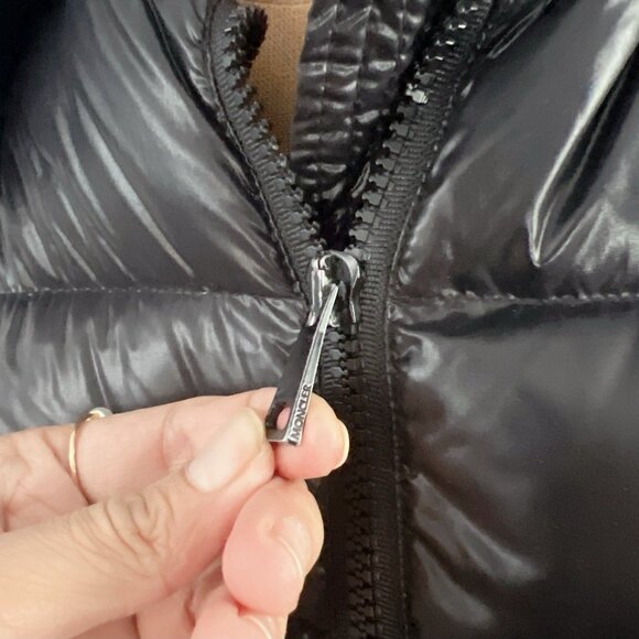 Moncler Moka Long Down Water Resistant Hooded Parka Coat Black Womens Size 0 - Picture 6 of 13